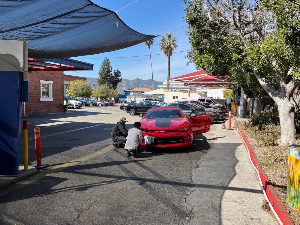 Citi Car Wash, Glendale Roadtrippers