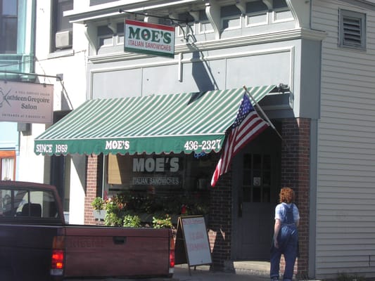 moes subs