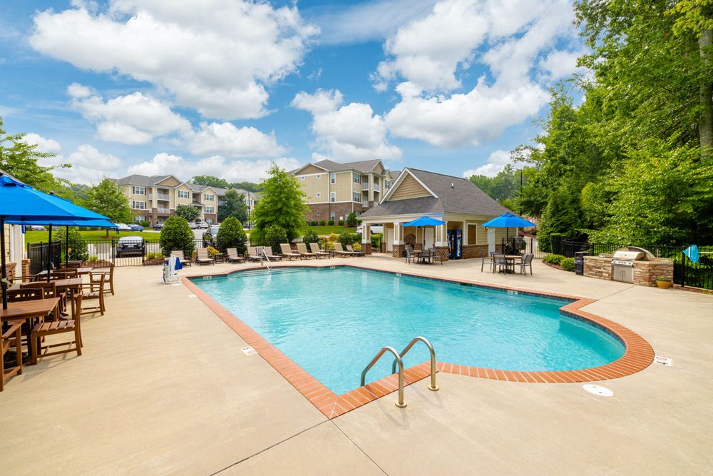 Alexander Pointe Apartments