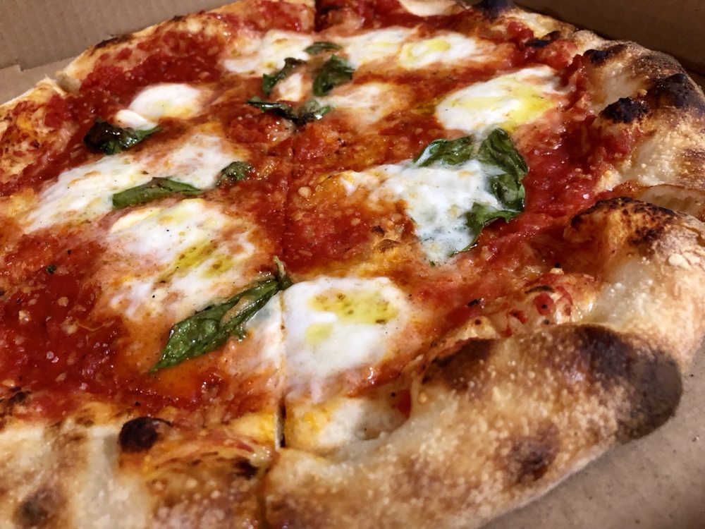 Giovanni's Old World New York Pizzeria Giovanni's Old World New York Pizzeria