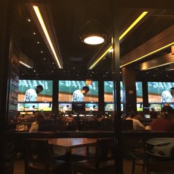 Tony C S Sports Bar Grill 169 Photos 210 Reviews Bars Photo Of Tony C S Sports Bar Grill Burlington Ma United States