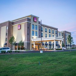 Comfort Suites 29 Photos Hotels 953 Edison St Nw Hartville Photo Of Comfort Suites Hartville Oh United States