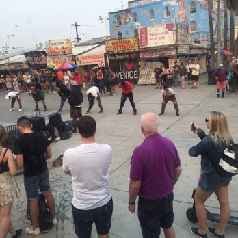Venice Beach Boardwalk 2668 Photos 834 Reviews Beaches 1800 Photo Of Venice Beach Boardwalk Ca United States The Clic Entertainment