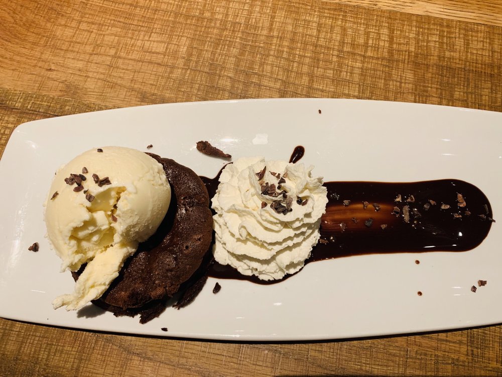 Bryer Reynolds S Pizza Review At California Pizza Kitchen One Bite
