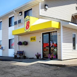 Super 8 By Wyndham Moberly Mo Hotels 300 Hwy 24 E Photo Of Super 8 By Wyndham Moberly Mo United States