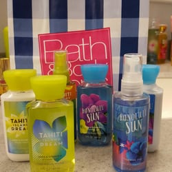 bath body works 25 reviews cosmetics beauty supply 2505 bath and body works modesto
