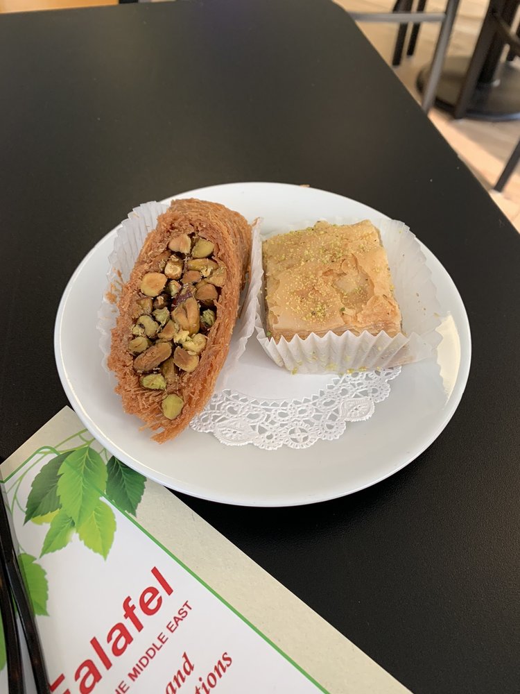 Laylas Falafel - Trumbull