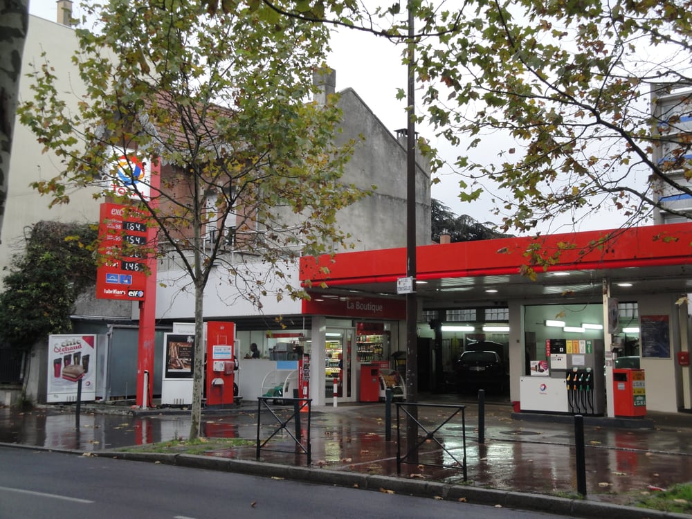 Total 36 allées des Demoiselles, Saint Michel, Toulouse, France