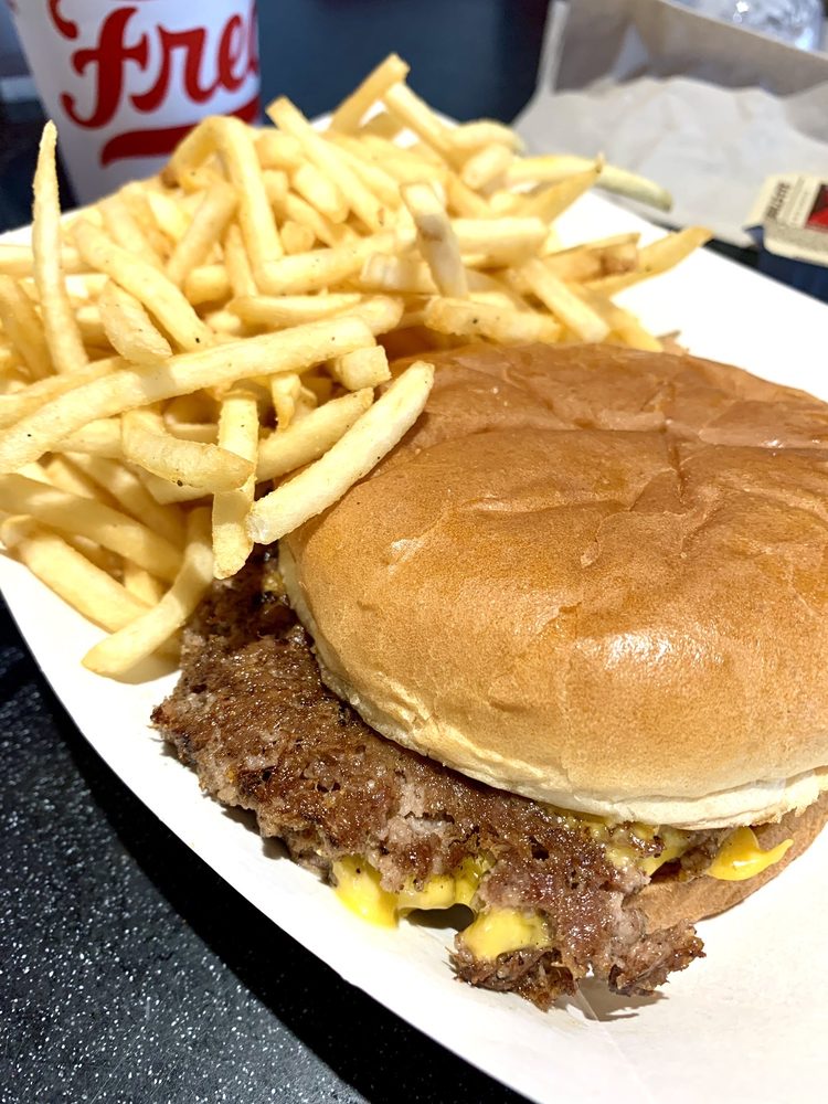 Freddy's Frozen Custard & Steakburgers