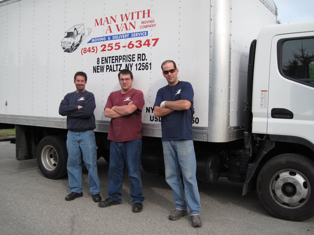 small-moving-company-woman