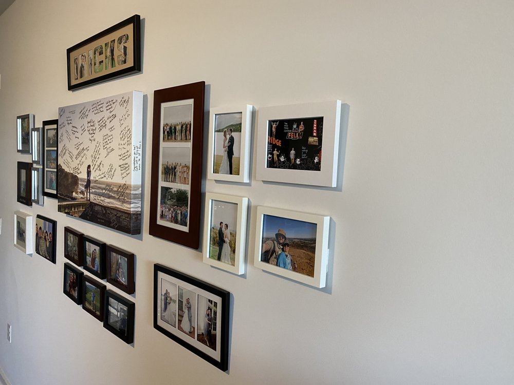 Art Hanging & Design