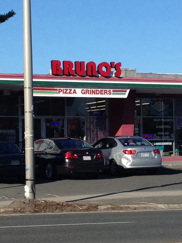 Bruno’s Pizza 16 Acres 11 Reviews Pizza 1810 Wilbraham Rd