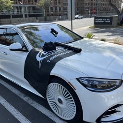 911 Windshield Repair & Replacement photo