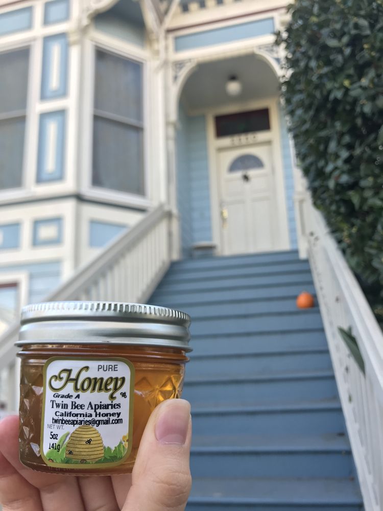 Twin Bee Apiaries