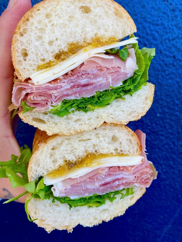Uncle Paulie's Deli 