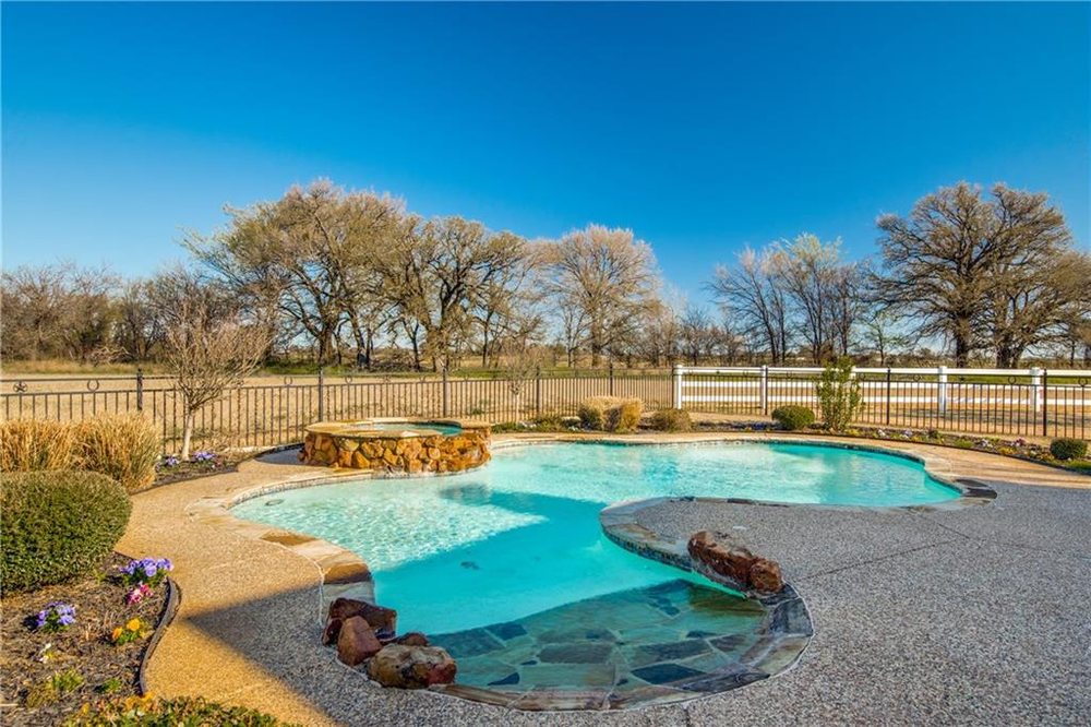 Flower Mound Pool Care & Maintenance