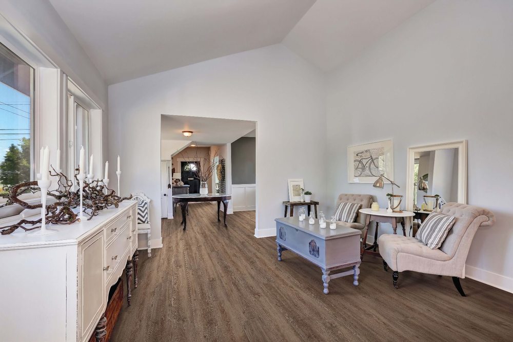 image of business Floor Store.Direct