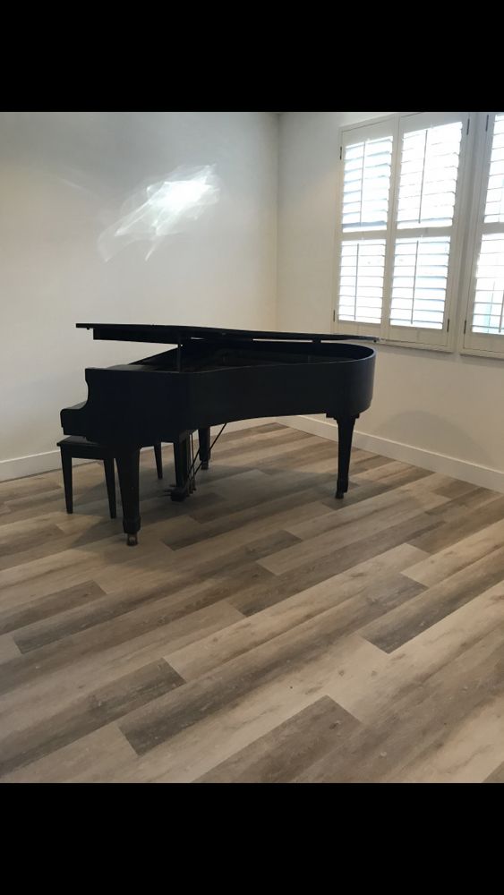 image of business L C Flooring