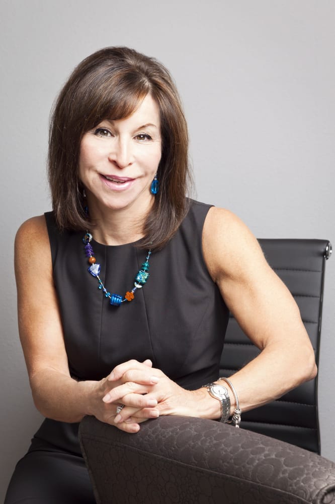 Vickie Adams, CFP CDFA