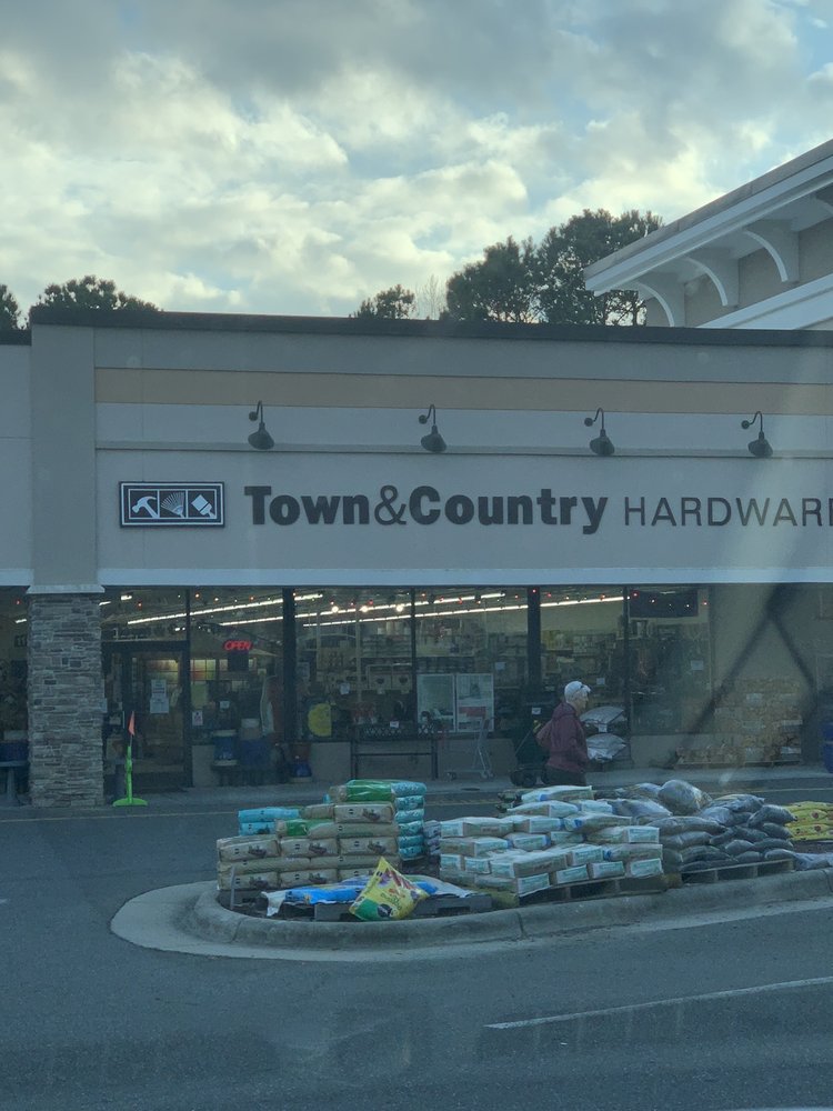 Town & Country Hardware