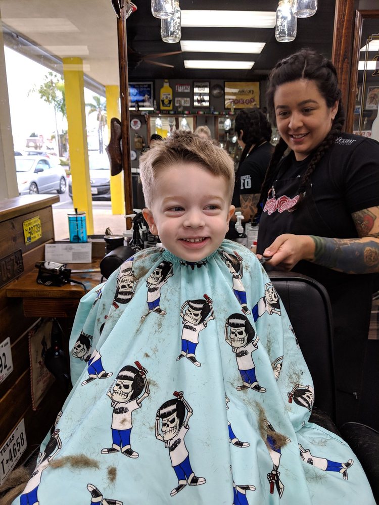 Hermanos Barber Shop 19148 Brookhurst St Huntington Beach Ca 92646