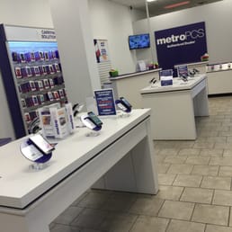 Metro Pcs Mobile Phones 837 S Ironwood Dr South Bend In Photo Of Metro Pcs South Bend In United States