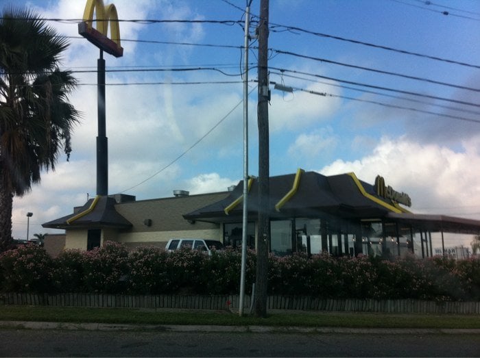 McDonald’s Fast Food 2222 S Staples St, Corpus Christi, TX