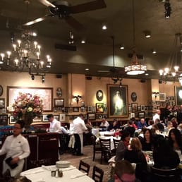 Photos For Carmine S Italian Restaurant Times Square Inside Yelp Photo Of Carmine S Italian Restaurant Times Square New York Ny United States
