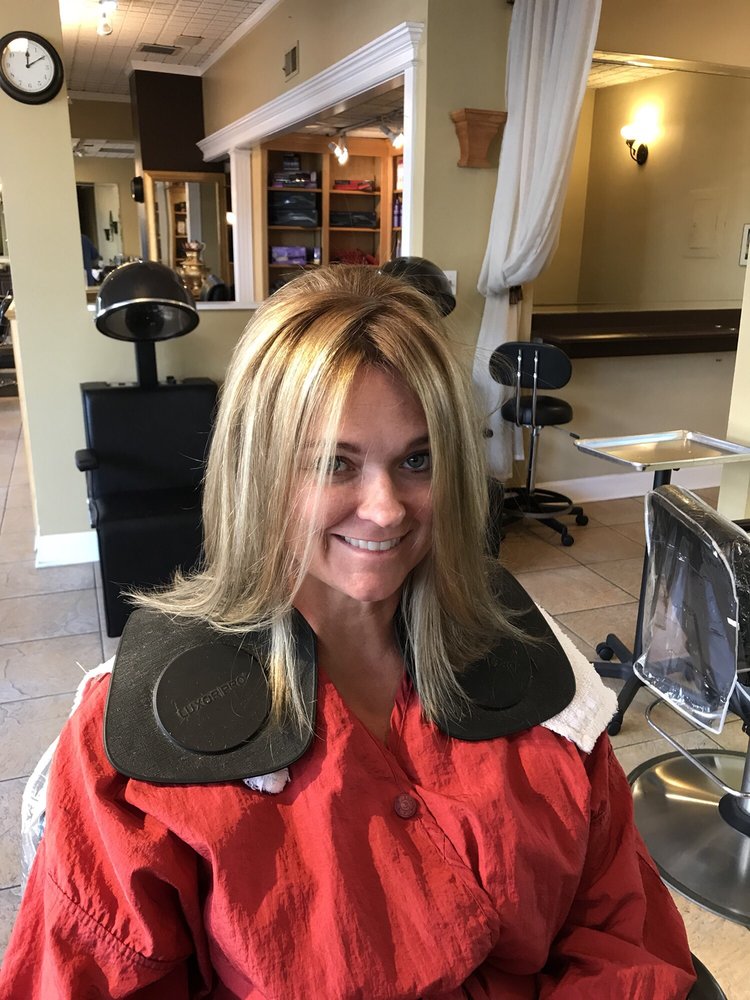 Salon Sophia