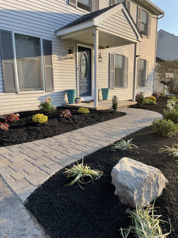 Motta's Country Gardens and Landscaping