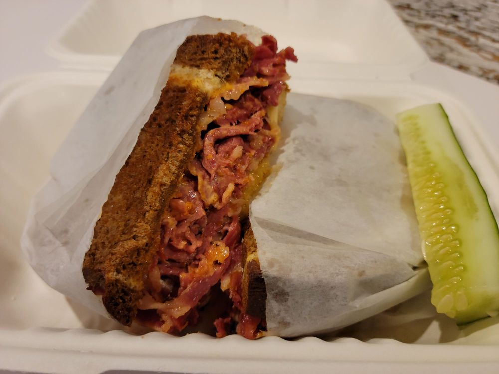 Fargo's Deli Of Course