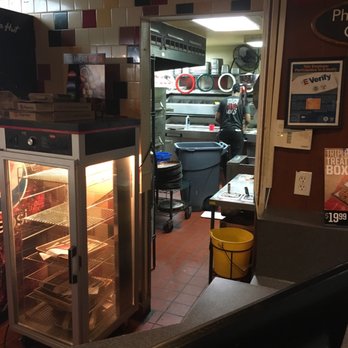 Pizza Hut Kitchen pizza hut - 14 photos & 22 reviews - pizza - 428 w saint georges Pizza Hut Kitchen pizza hut - 14 photos & 22 reviews - pizza - 428 w saint georges