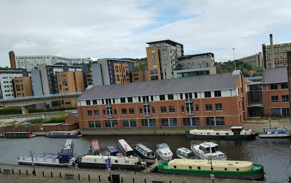 Hilton Sheffield Hotel - 28 Photos & 11 Reviews - Hotels - Furnival ...