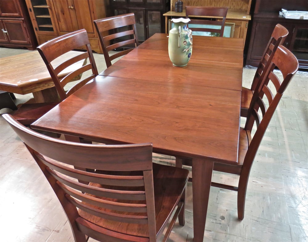 The Designer Consigner 51 Photos Antiques 3155 N Franklin St