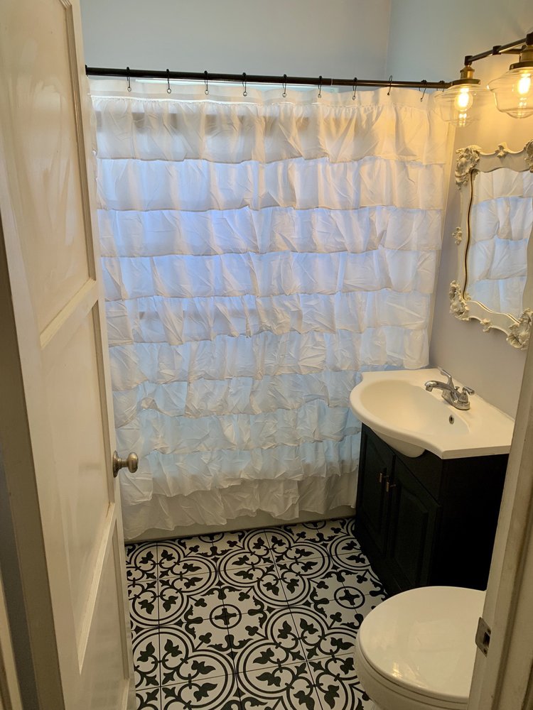 image of business Rojas Tile