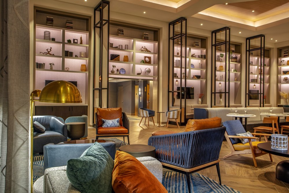 Lucas Lounge