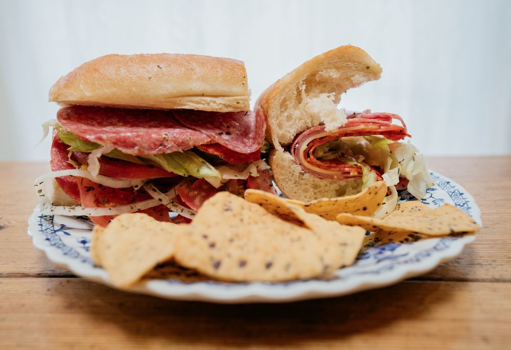 Pica Deli