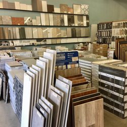 Apex Floor Coverings Building Supplies 1714 S Halsted St Pilsen Photo Of Apex Floor Coverings Chicago Il United States So Many Tile
