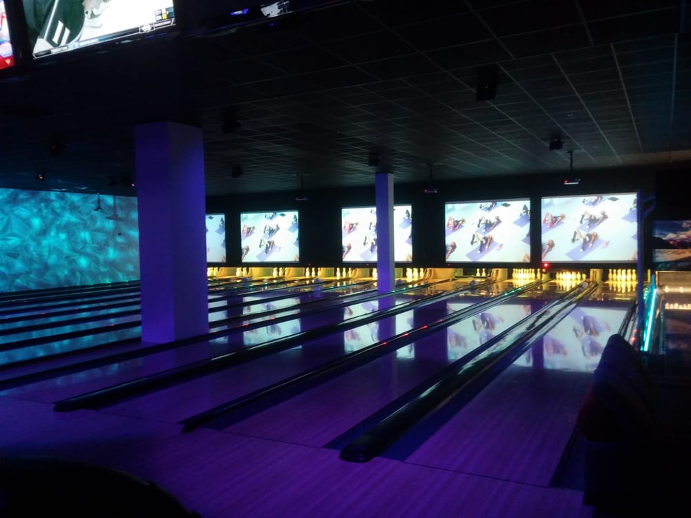 Strike 10 Bowling 103 Photos & 78 Reviews Bowling 801 Silks Run