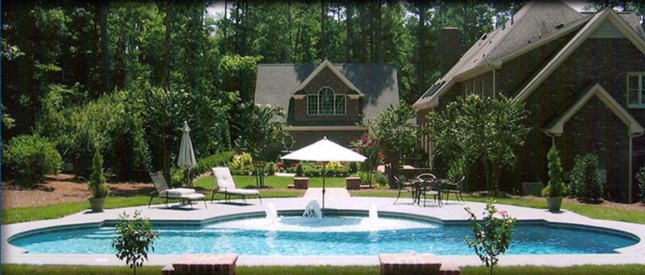 HAMMOND'S BACKYARD LIVING