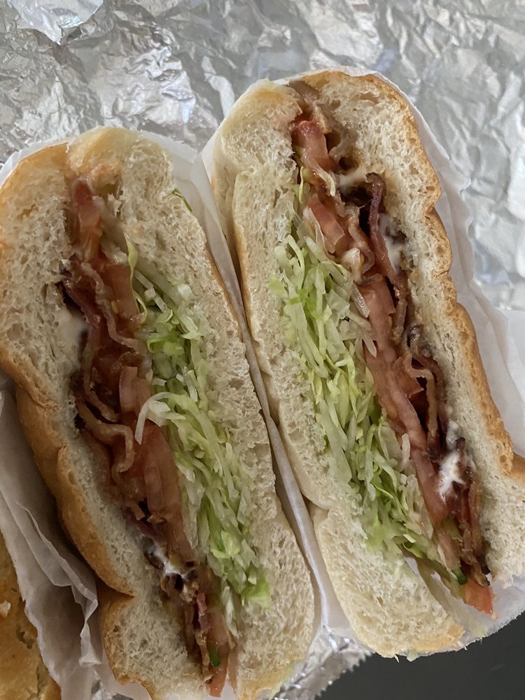 Stillwells Deli And Grocery