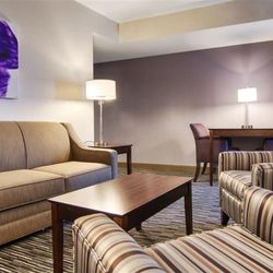 Best Western Plus Landmark Hotel Suites Closed 39 Photos 24 Photo Of Best Western Plus Landmark Hotel Suites Metairie La United States