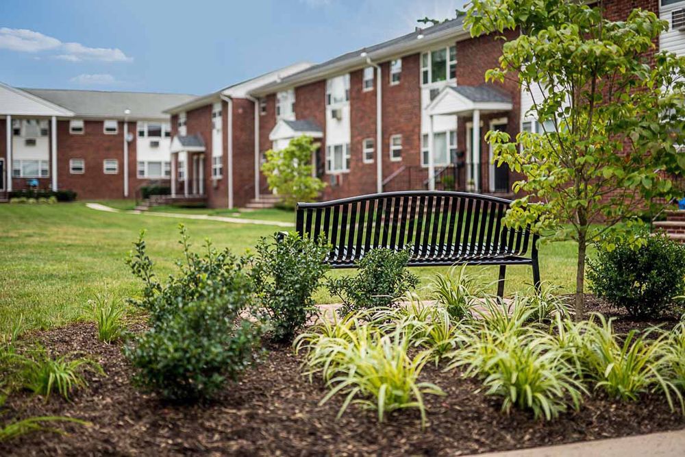 Pleasant View Gardens 31 Photos Apartments 258 1/2 Carlton Ave