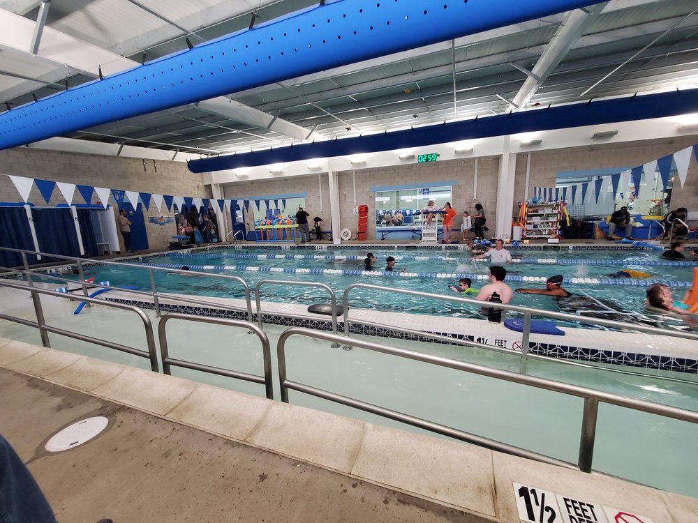 NL Aquatic Center, New Jersey Roadtrippers