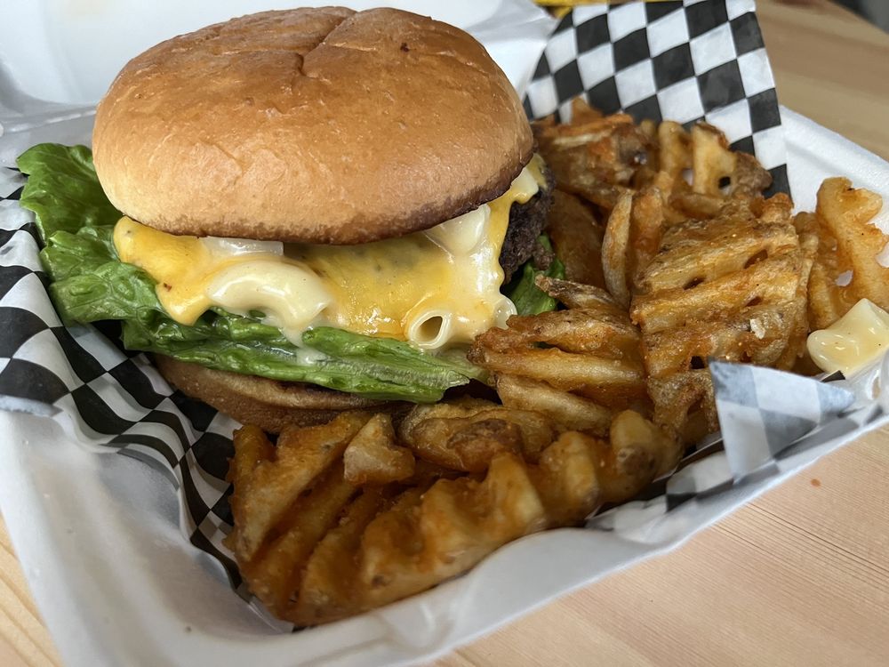 Boss Burgerz By Froggies