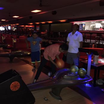 Sponsored Listings Best Bowling in Alameda, CA - AMF Southshore Lanes, Plank, Mission Bowling Club, Bel Mateo Bowl, Fifth Arrow, Albany Bowl, Lucky Strike, Oakland Lawn Bowling Club, Yerba Buena Ice Skating & Bowling Center, Sea Bowl.