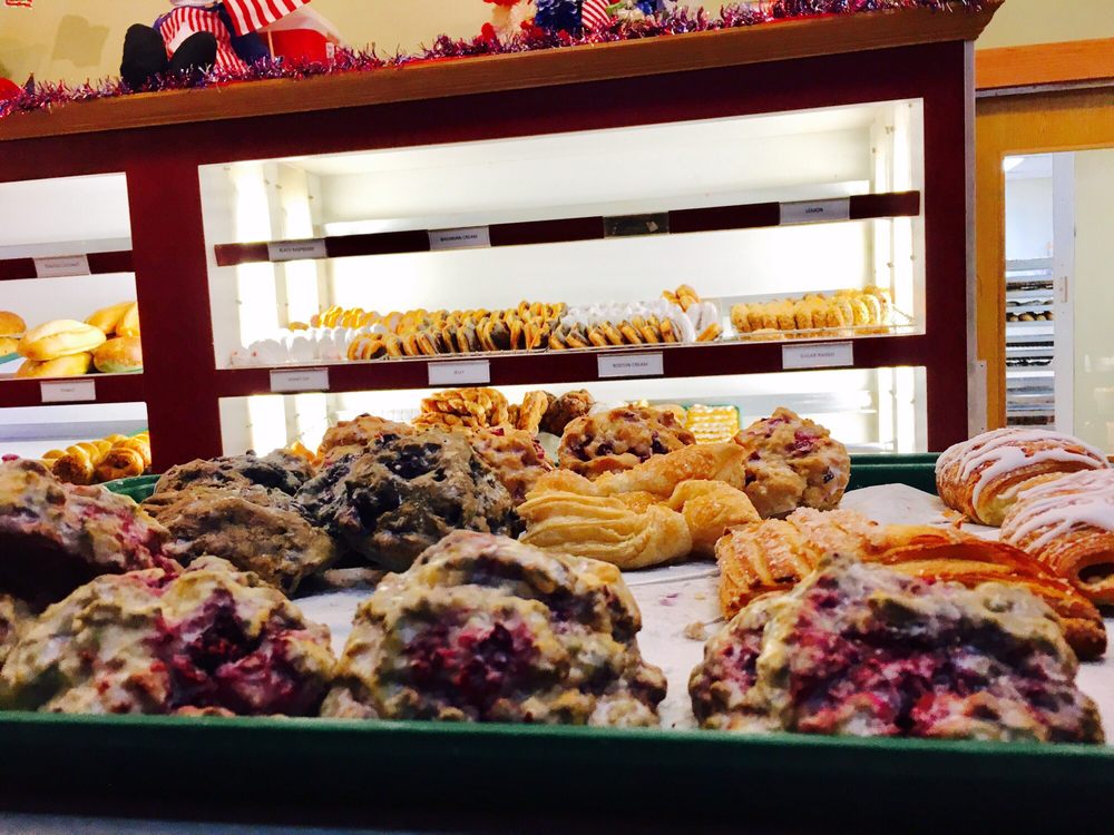 Huron Mountain Bakery 22 Photos & 38 Reviews Bakeries 1301 S