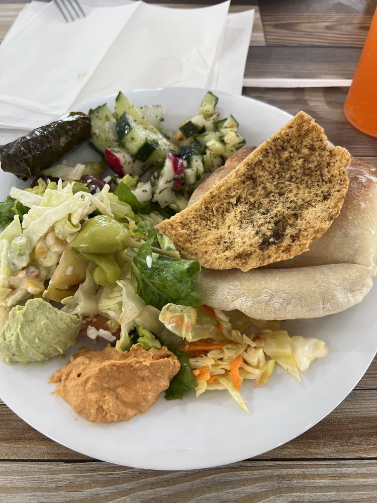 Dimassi's Mediterranean Buffet