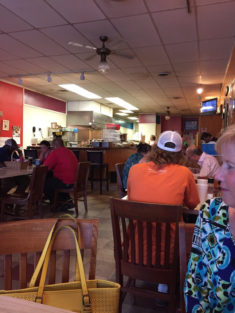 Coliseum Country Cafe 27 Photos & 18 Reviews American (Traditional