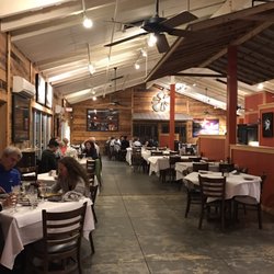 Traders 146 Photos 242 Reviews Seafood 1551 Periwinkle Way Photo Of Traders Sanibel Fl United States Interior